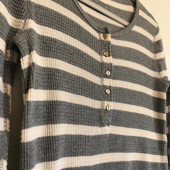J Crew Sweater Top Long Sleeve Size Medium - Picture 2 of 5